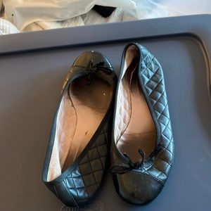 Black quilted pretty ballerina flats